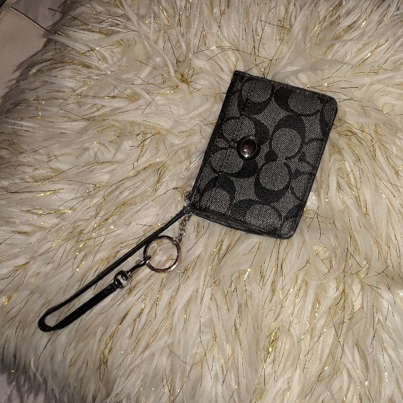 Coach black and grey authentic leather coin purse/wristlet - Picture 2 of 9